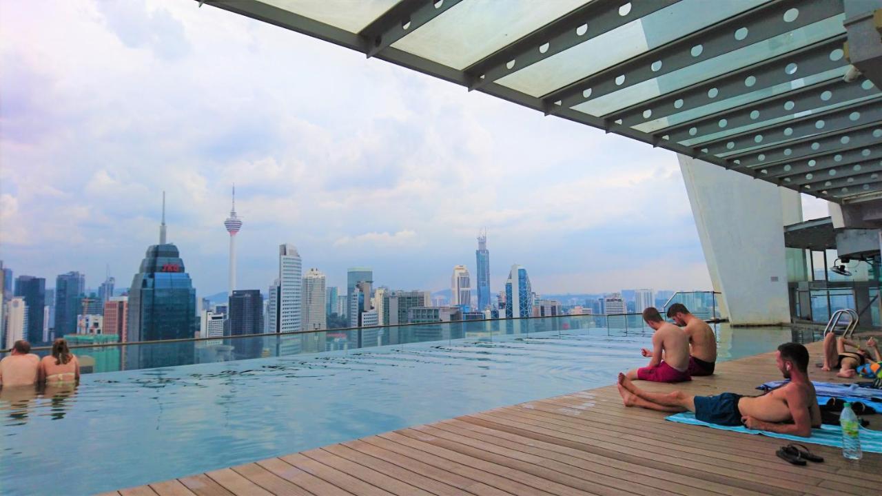 Regalia Suites Infinity Pool Kuala Lumpur Esterno foto